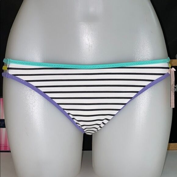 New Victoria Secret Swimsuit 2PC - Picture 8 of 11